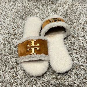 NEW TORY BURCH SLIDES